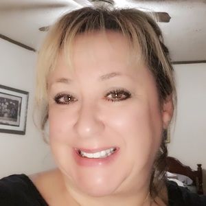 Meet your Posher, Christy